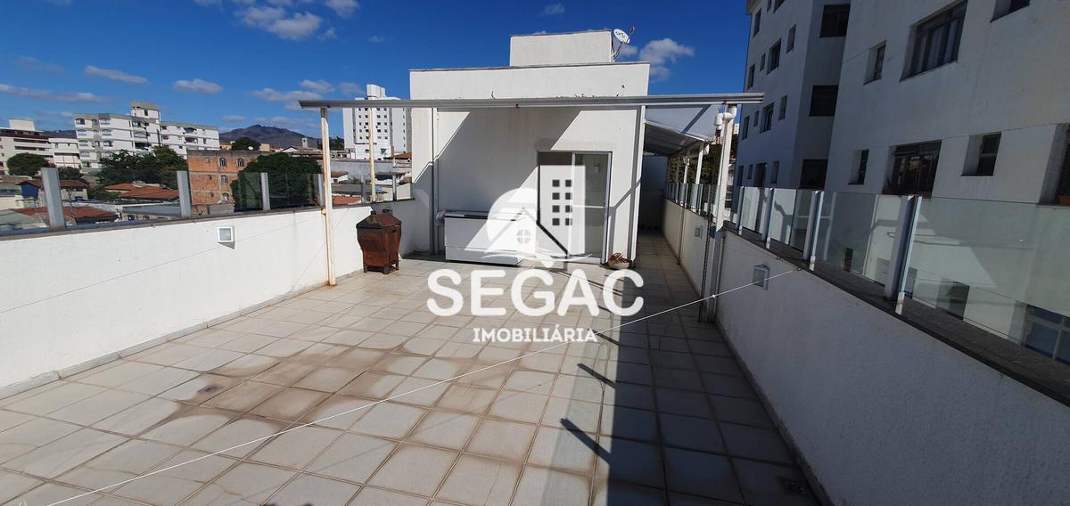 Cobertura, Sagrada Família, 4 Quartos, 2 Vagas, 1 Suíte