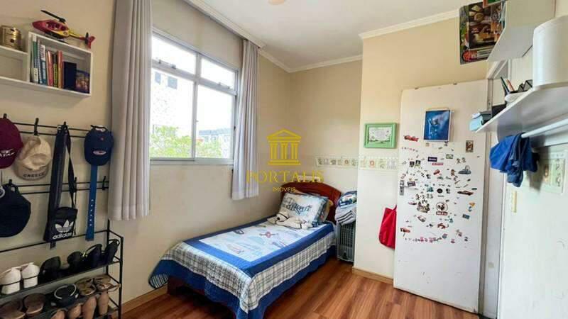Apartamento, Castelo, 3 Quartos, 1 Vaga, 1 Suíte