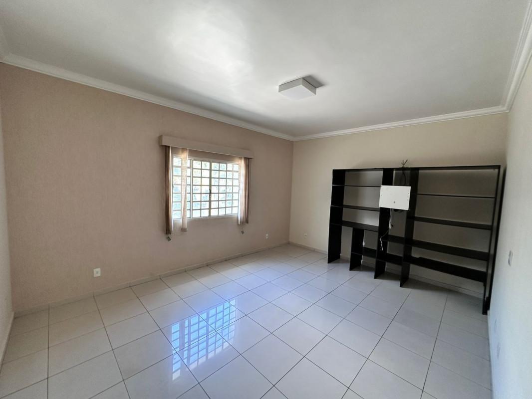 Casa, Chácaras Reunidas Santa Terezinha, 6 Quartos, 15 Vagas, 4 Suítes