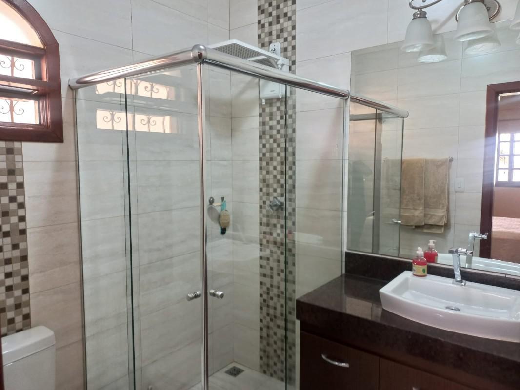 Casa, Vila Clóris, 3 Quartos, 3 Vagas, 1 Suíte