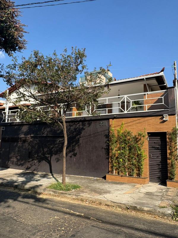 Casa, Barreiro, 3 Quartos, 2 Vagas, 1 Suíte