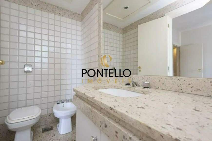 Cobertura, Funcionários, 5 Quartos, 4 Vagas, 4 Suítes