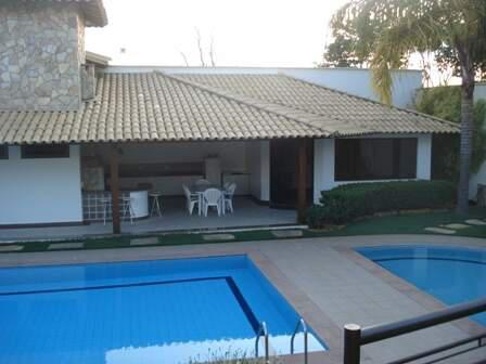 Casa, Centro, 4 Quartos, 3 Vagas, 2 Suítes