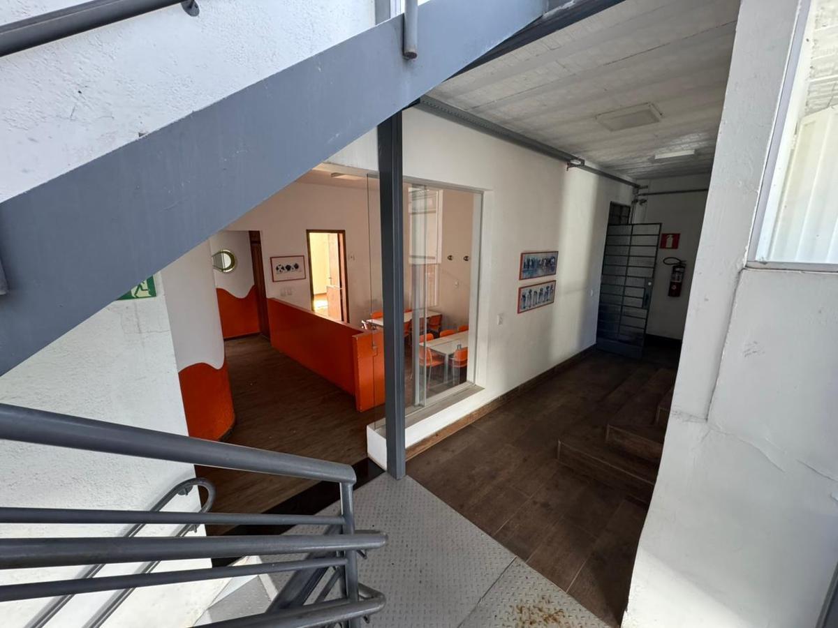 Prédio, Colégio Batista, 0 Quarto, 0 Vaga