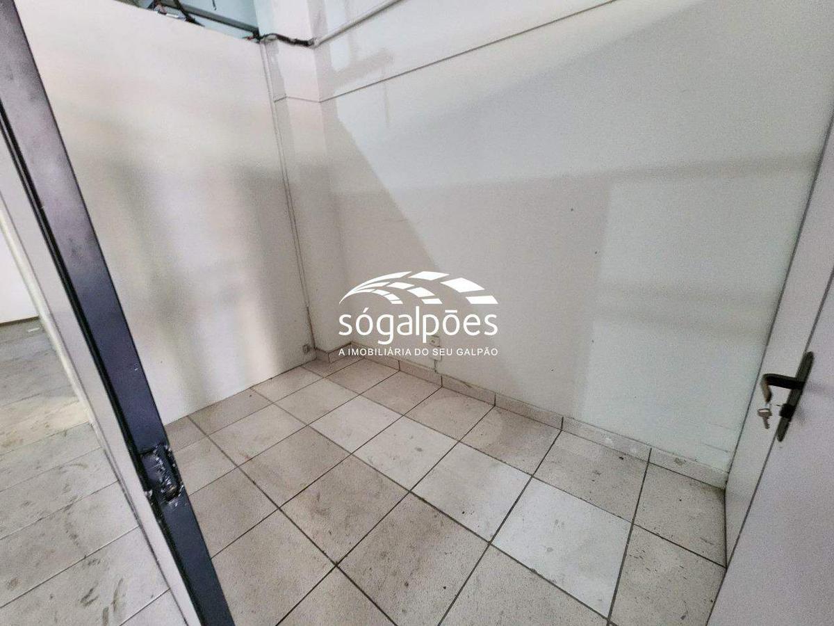 Galpão, Nova Granada, 4 Vagas