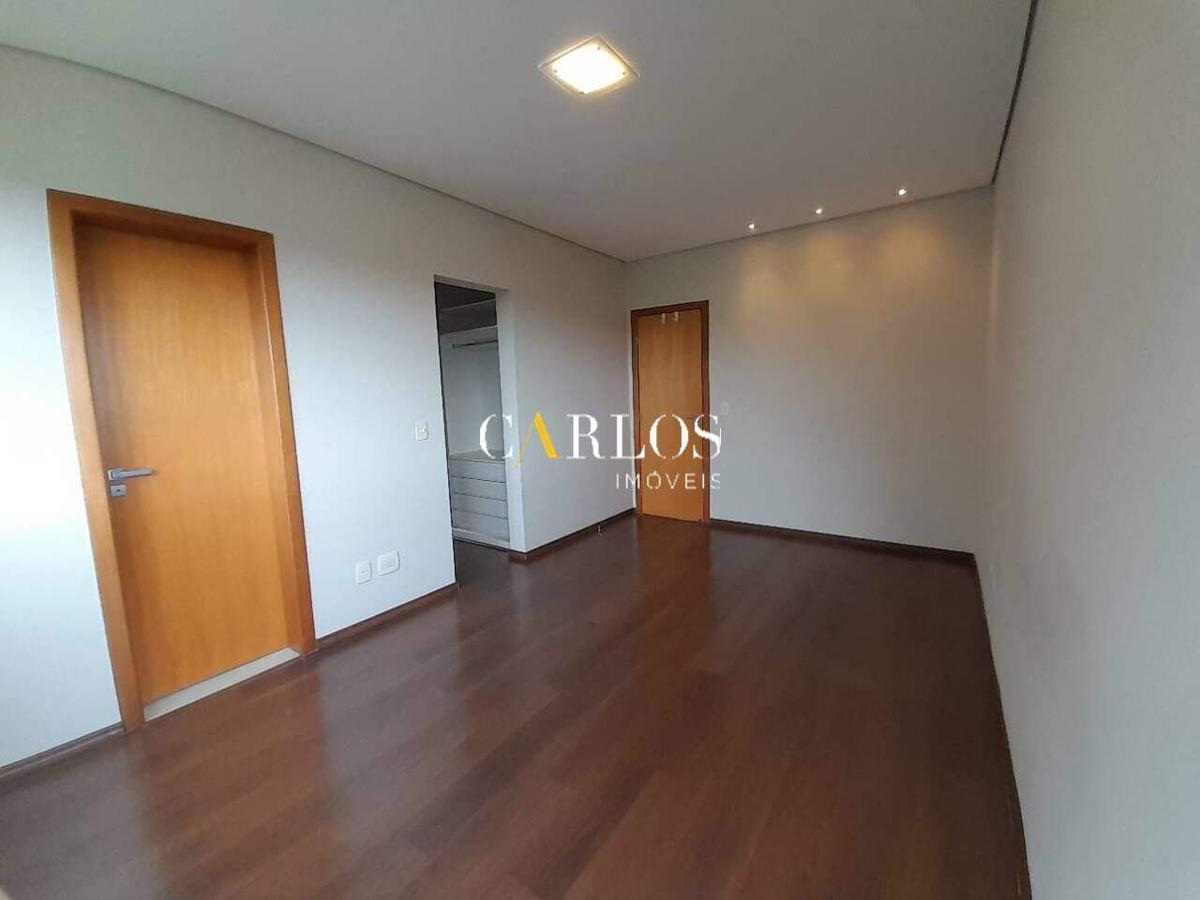 Casa, Alphaville, 3 Quartos, 3 Vagas, 1 Suíte