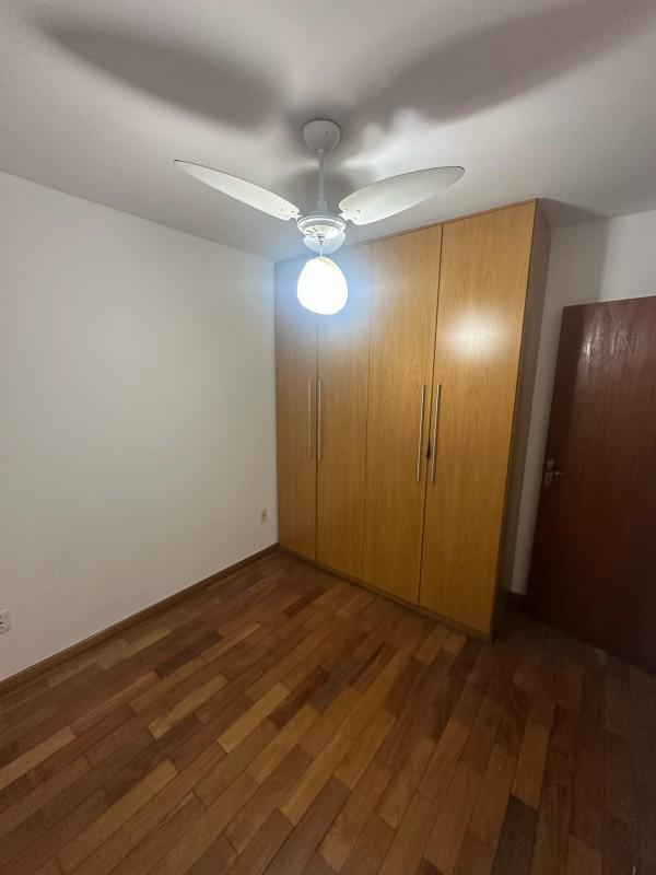 Casa, Confisco, 4 Quartos, 10 Vagas, 2 Suítes