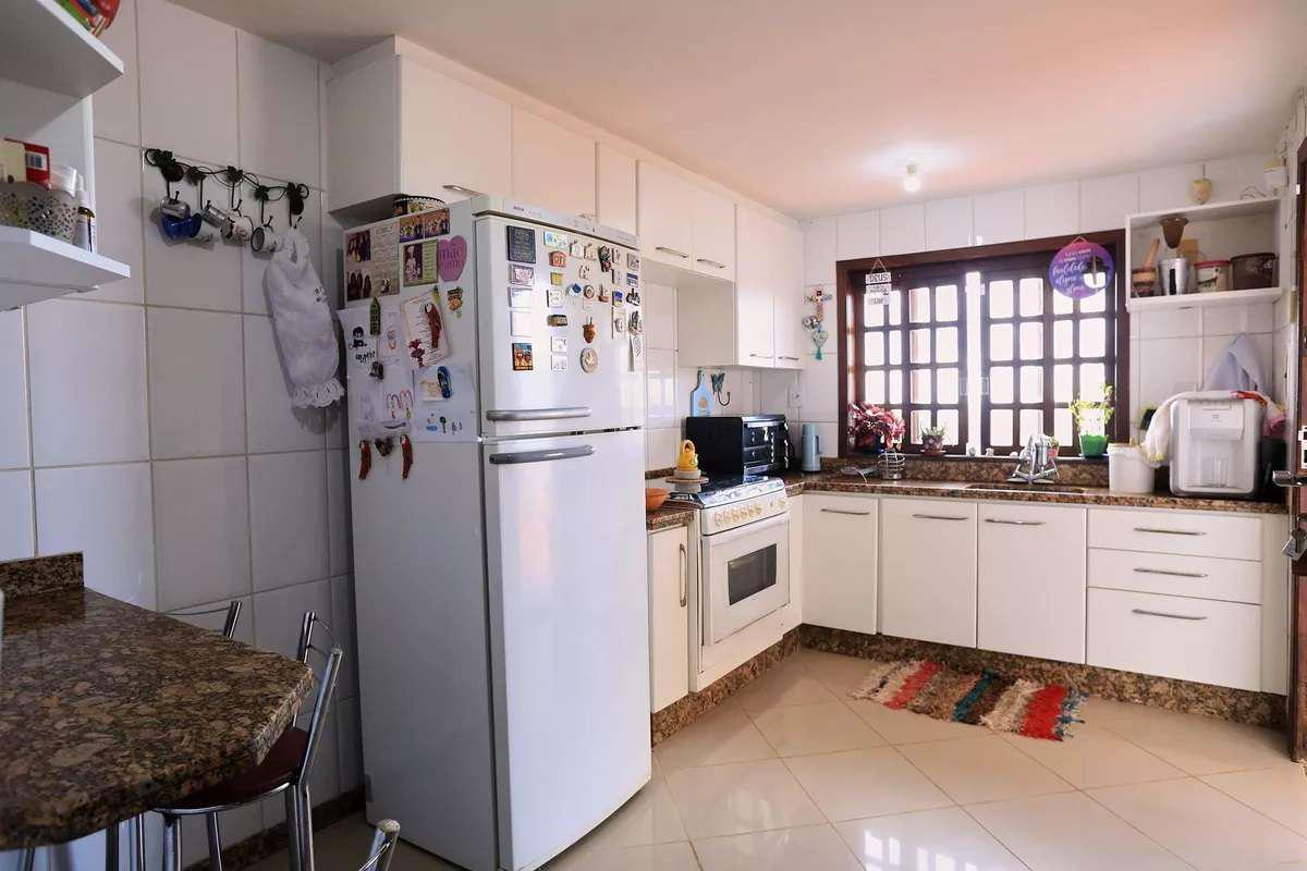 Casa, Mangabeiras, 4 Quartos, 4 Vagas, 1 Suíte