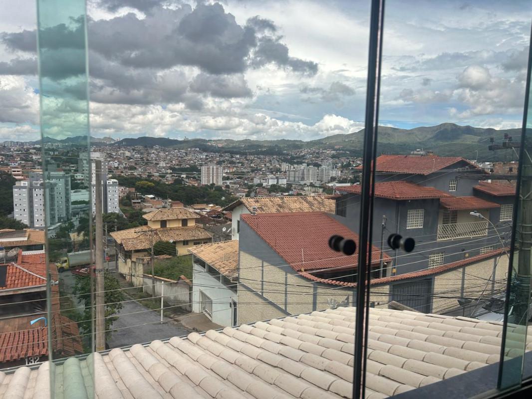Casa, Diamante, 3 Quartos, 6 Vagas, 1 Suíte