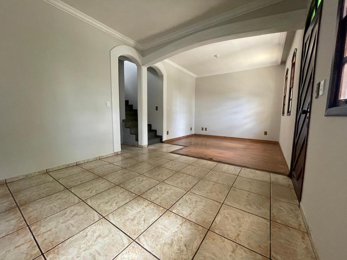 Casa, Serrano, 3 Quartos, 3 Vagas, 1 Suíte