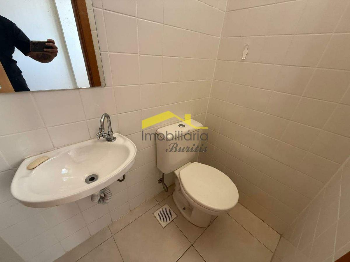 Sala, Estoril, 1 Vaga