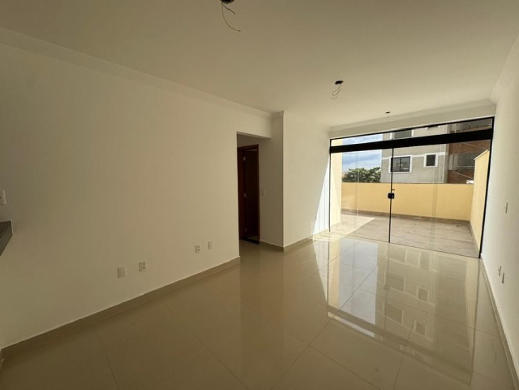Apartamento, Serrano, 2 Quartos, 2 Vagas