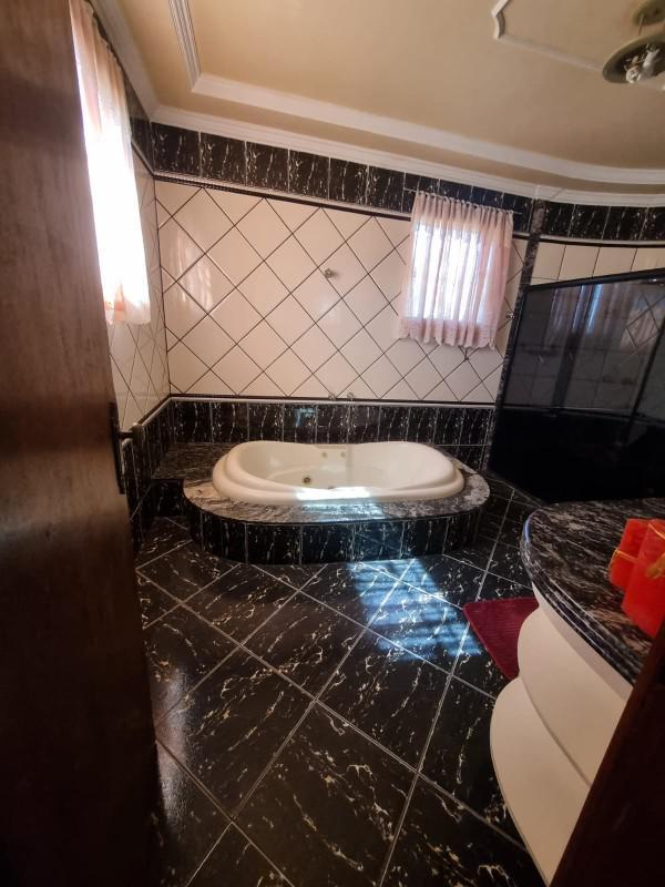 Casa, Colonial, 3 Quartos, 4 Vagas, 1 Suíte
