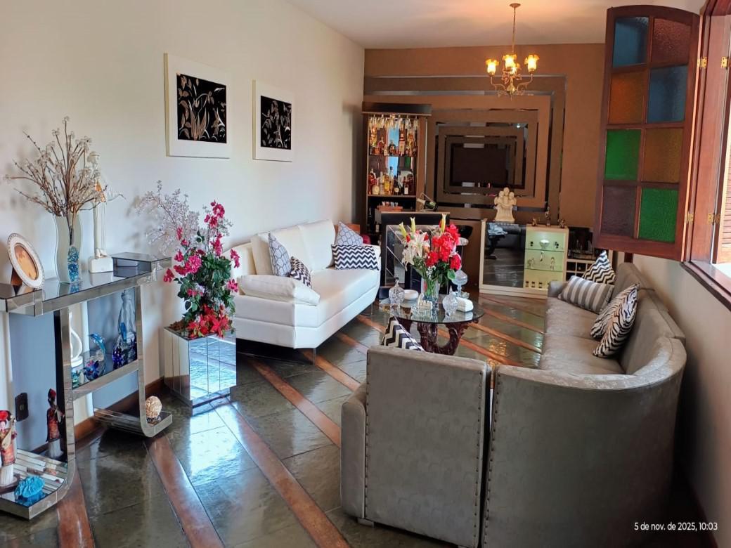 Casa, Barro Preto, 7 Quartos, 5 Vagas, 4 Suítes