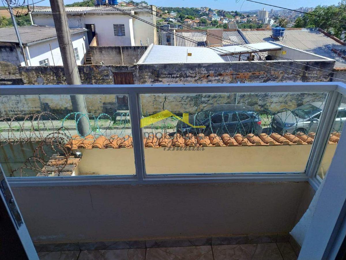 Casa, Conjunto Califórnia, 4 Quartos, 2 Vagas, 1 Suíte