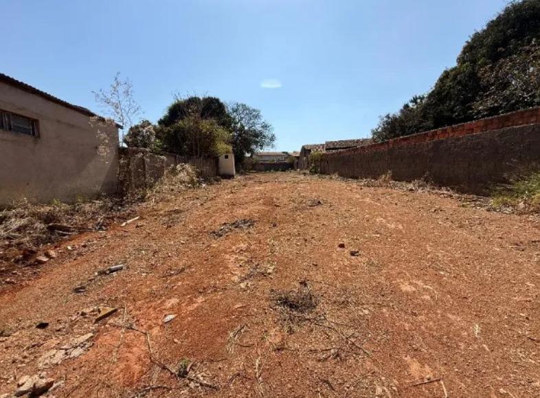 Lote, São Pedro, 1 Quarto, 0 Vaga