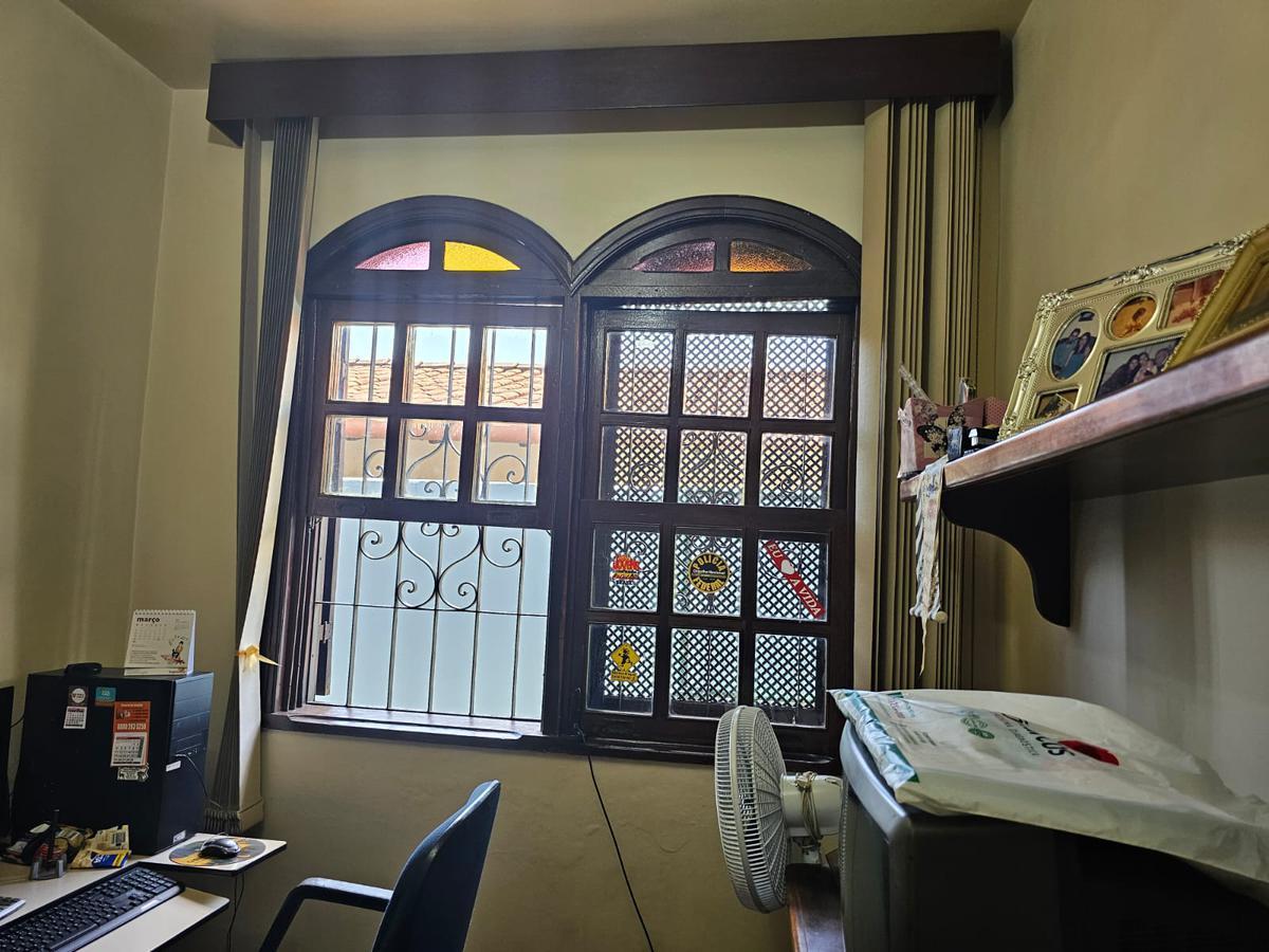 Casa, Jardim América, 4 Quartos, 4 Vagas, 2 Suítes