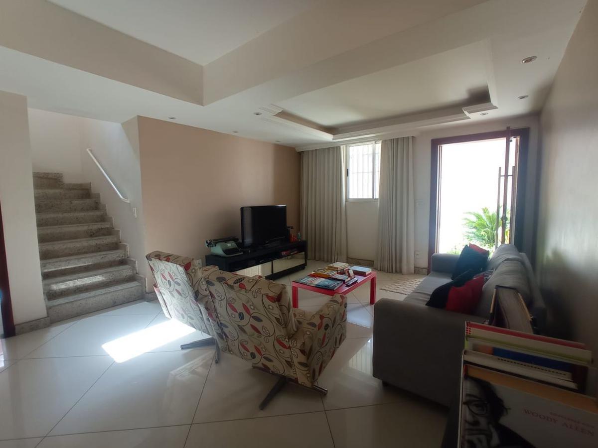 Casa, Santa Cruz, 3 Quartos, 3 Vagas, 1 Suíte