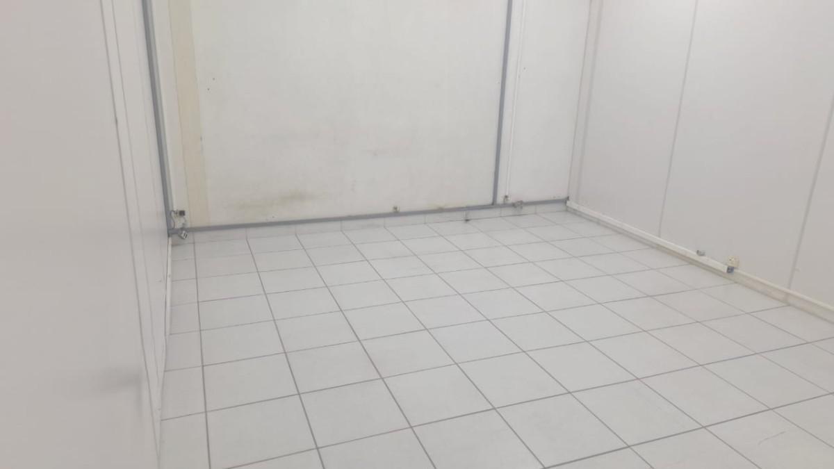 Sala, São Salvador, 0 Quarto, 0 Vaga