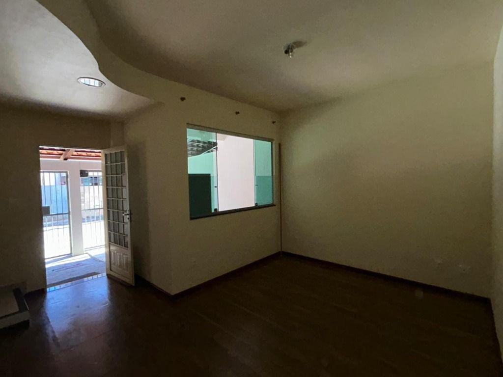 Casa, Paciência, 3 Quartos, 1 Vaga