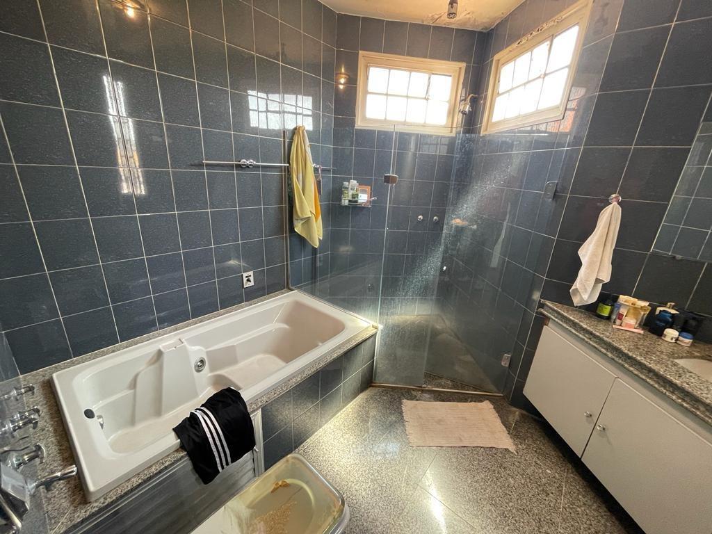 Casa, Jardim Balneário, 5 Quartos, 5 Vagas, 2 Suítes