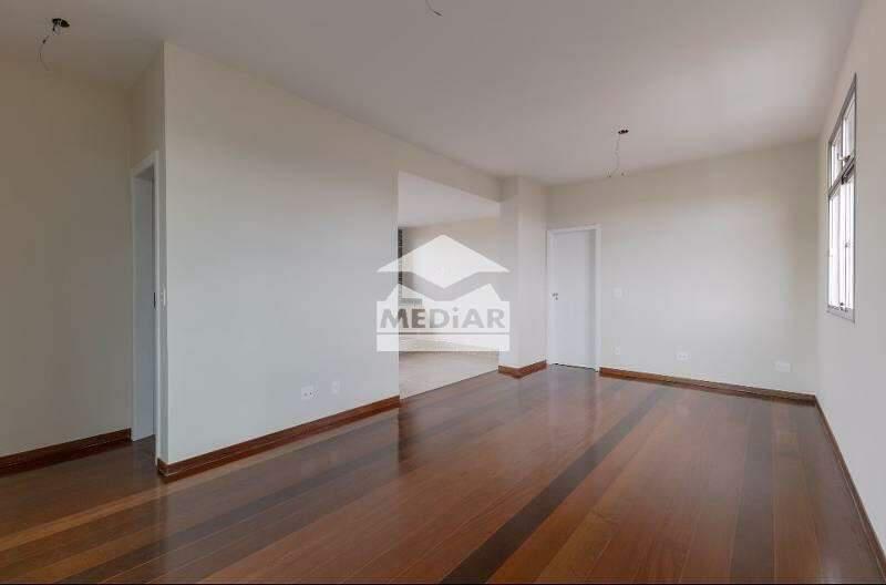 Apartamento, Santo Agostinho, 3 Quartos, 2 Vagas, 1 Suíte