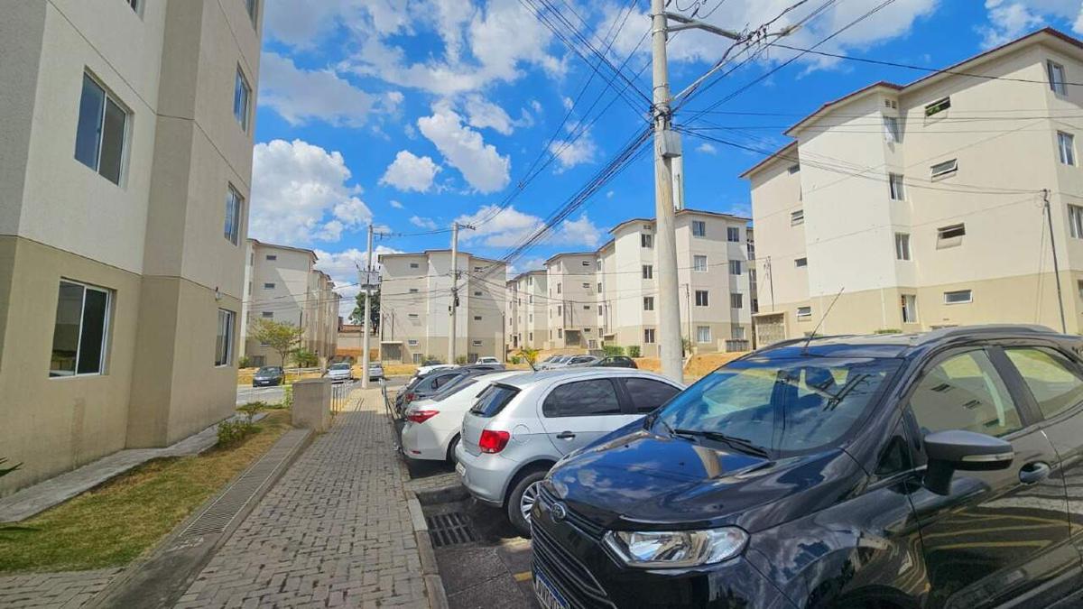 Apartamento, Vale das Amendoeiras, 2 Quartos, 1 Vaga