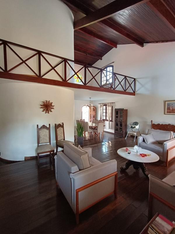 Casa, Itapoã, 4 Quartos, 10 Vagas, 2 Suítes