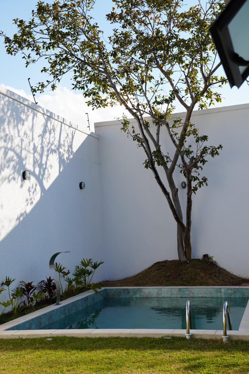 Casa, Trevo, 4 Quartos, 3 Vagas, 2 Suítes