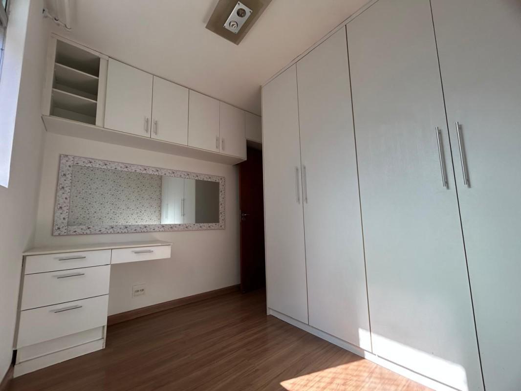 Apartamento, Carlos Prates, 2 Quartos, 1 Vaga