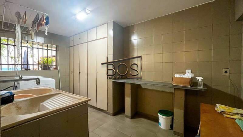 Casa, Santo Antônio, 8 Quartos, 3 Vagas, 2 Suítes