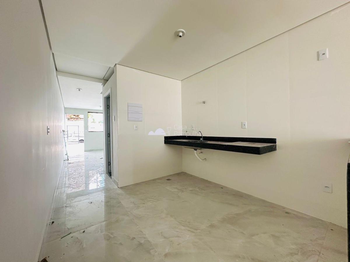 Casa, Candelária, 2 Quartos, 2 Vagas, 1 Suíte