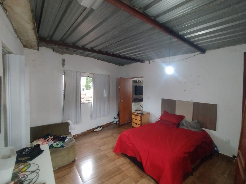 Casa, Siderúrgica, 3 Quartos, 1 Vaga, 1 Suíte