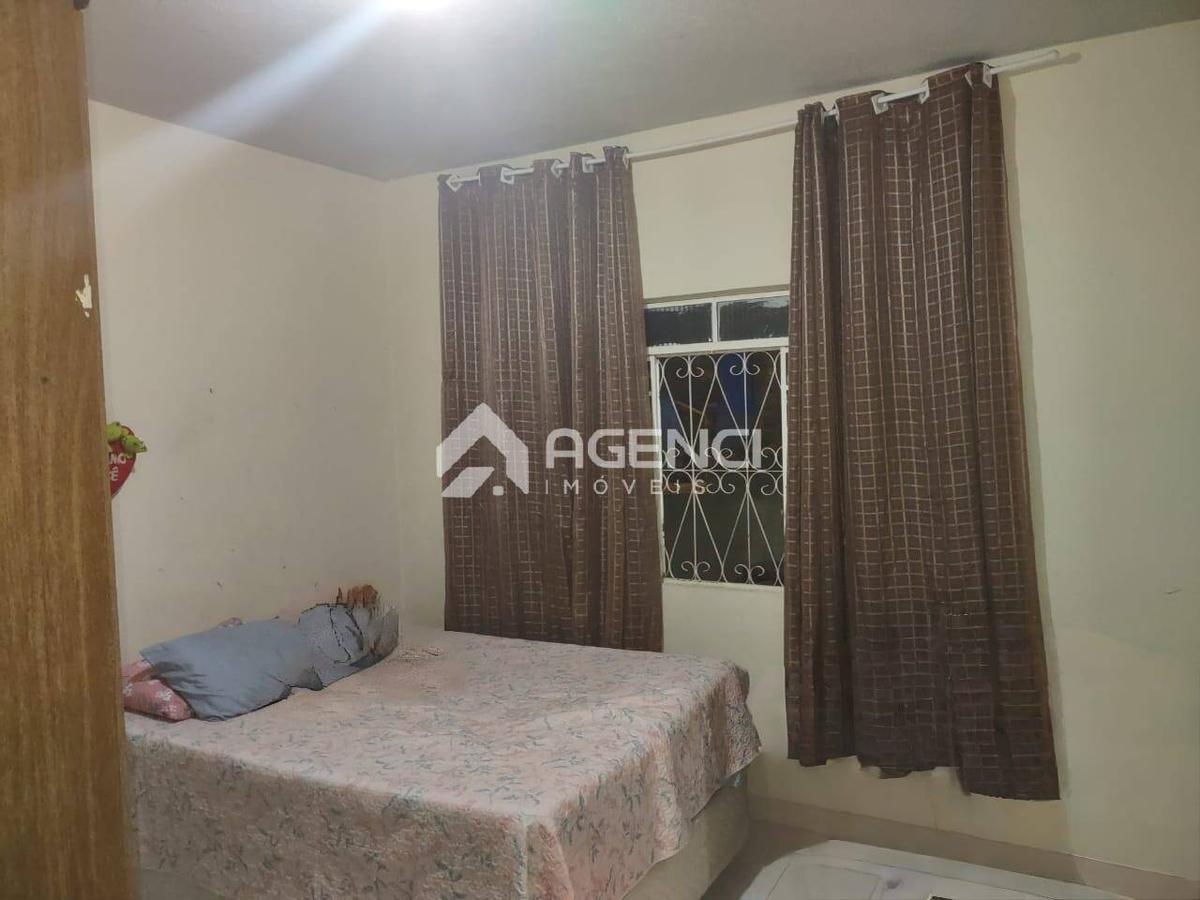 Casa, Industrial Itaú, 2 Quartos, 0 Vaga, 0 Suíte