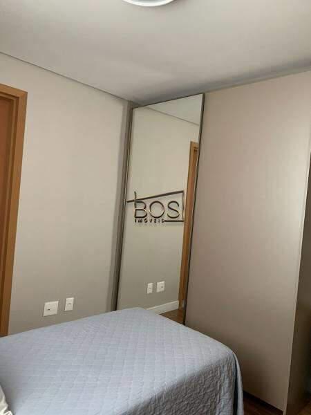 Apartamento, Sagrada Família, 2 Quartos, 2 Vagas, 2 Suítes