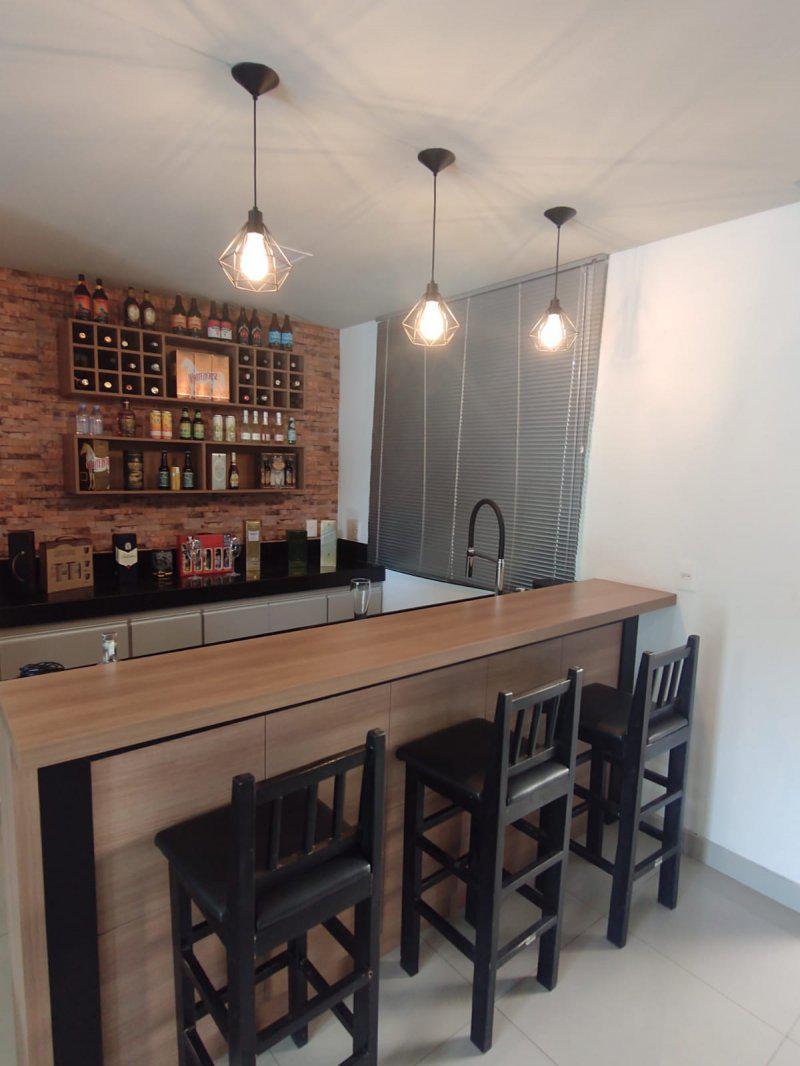 Casa, Duque de Caxias, 3 Quartos, 5 Vagas, 2 Suítes