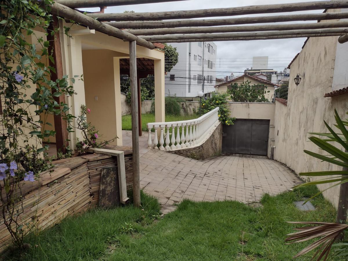 Casa, Nova Suíssa, 3 Quartos, 4 Vagas, 1 Suíte