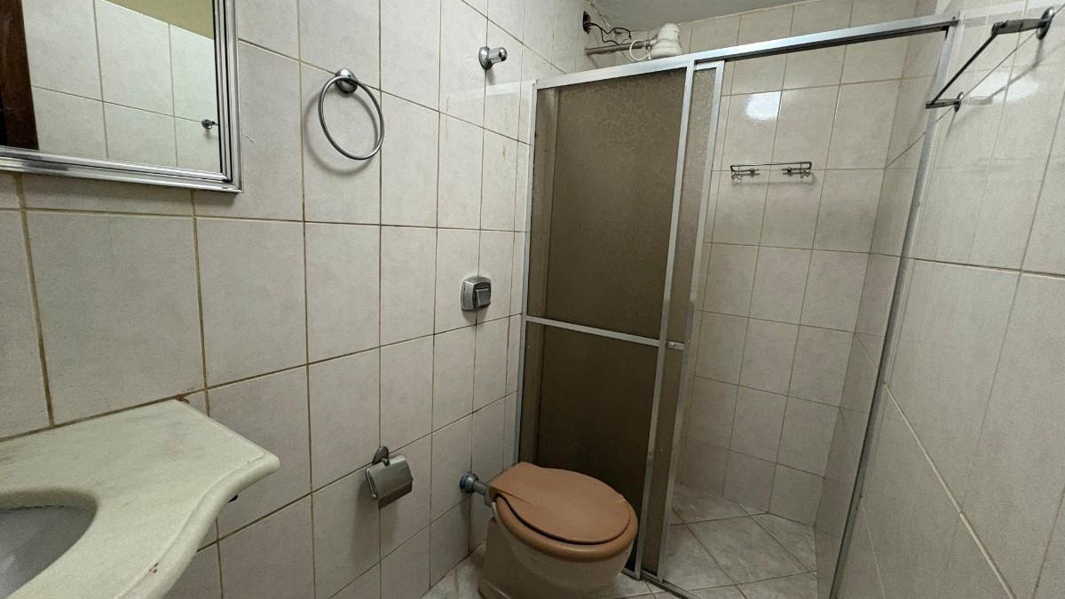 Casa, Nova Granada, 5 Quartos, 3 Vagas, 1 Suíte