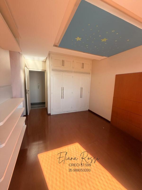 Apartamento, Centro, 4 Quartos, 2 Vagas, 1 Suíte