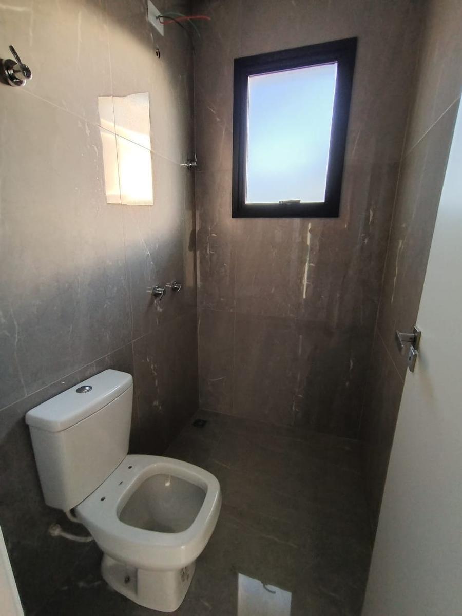 Casa, Planalto, 3 Quartos, 3 Vagas, 1 Suíte