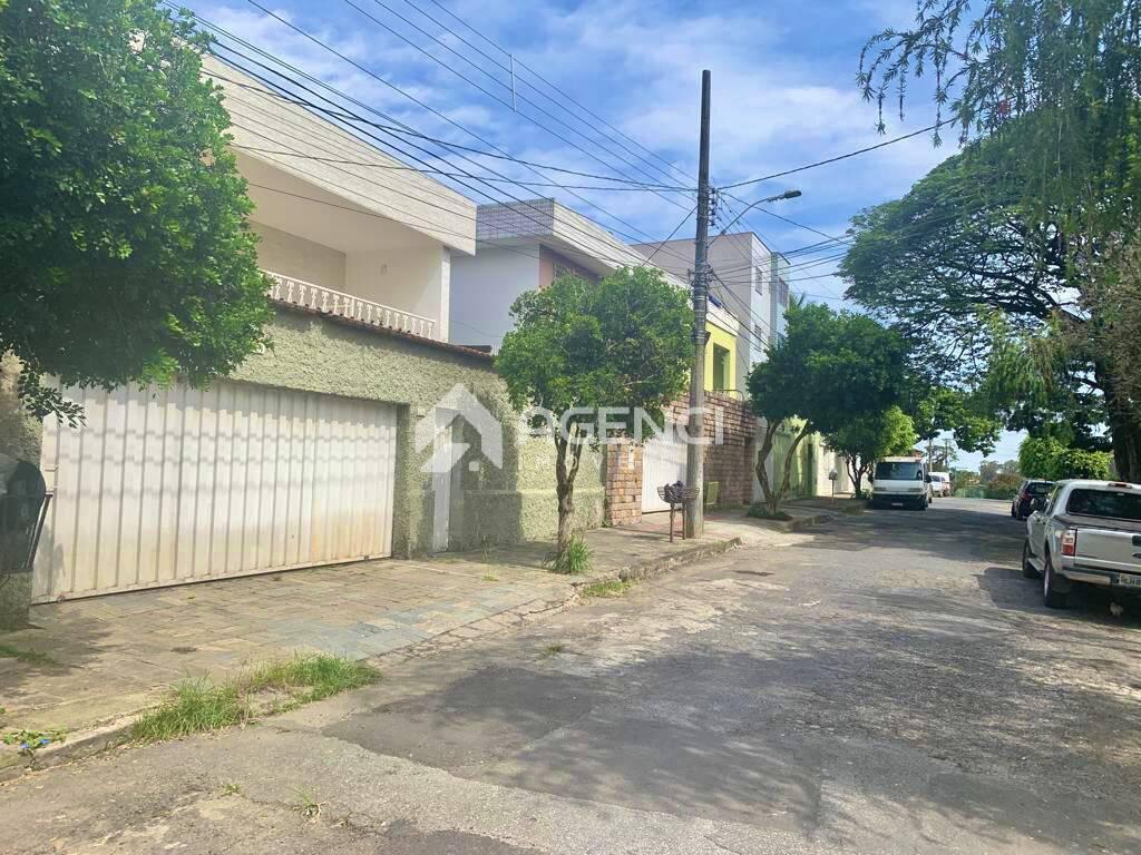 Casa, Santa Maria, 4 Quartos, 0 Vaga, 0 Suíte