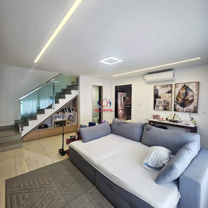 Casa, Trevo, 3 Quartos, 3 Vagas, 1 Suíte