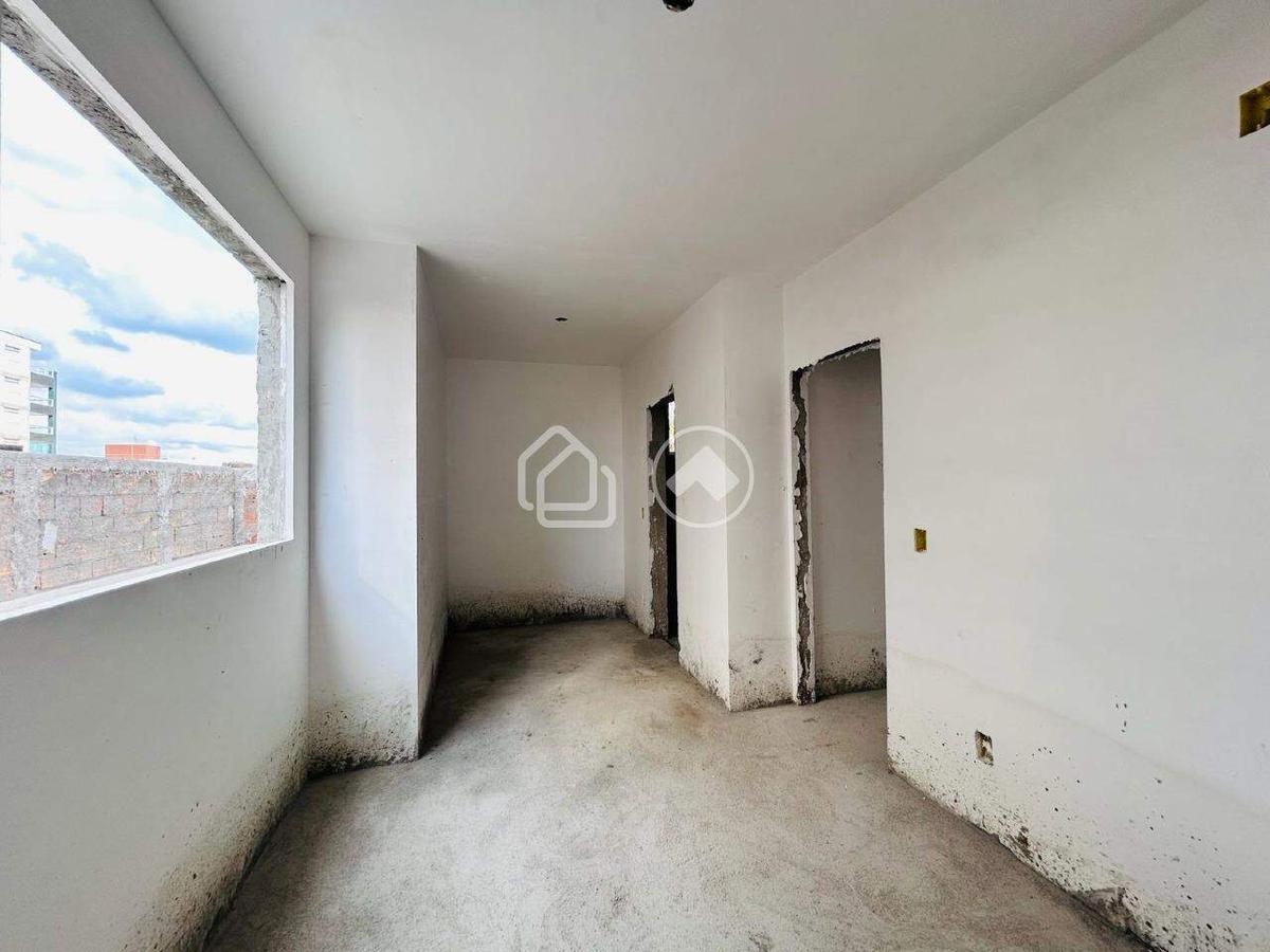 Apartamento, Padre Eustáquio, 3 Quartos, 2 Vagas, 2 Suítes