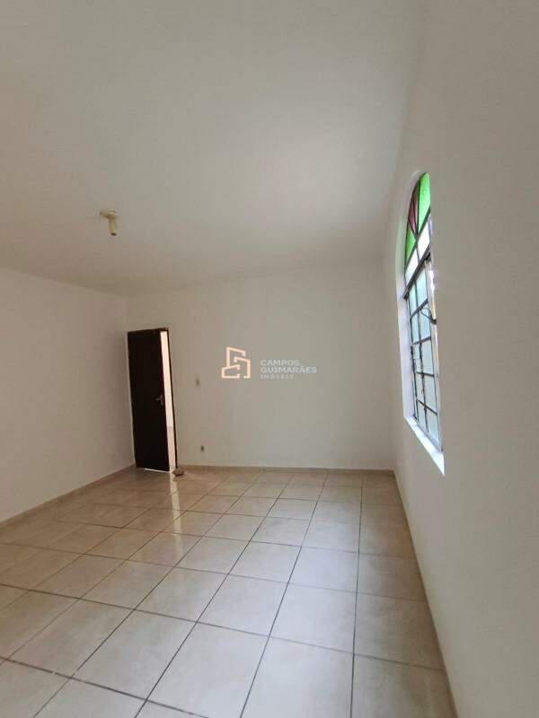 Casa, Átila de Paiva, 3 Quartos, 2 Vagas, 1 Suíte