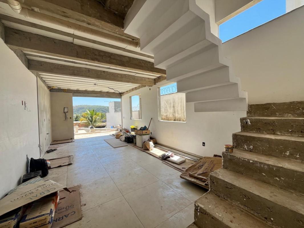 Casa, Masterville, 3 Quartos, 4 Vagas, 1 Suíte