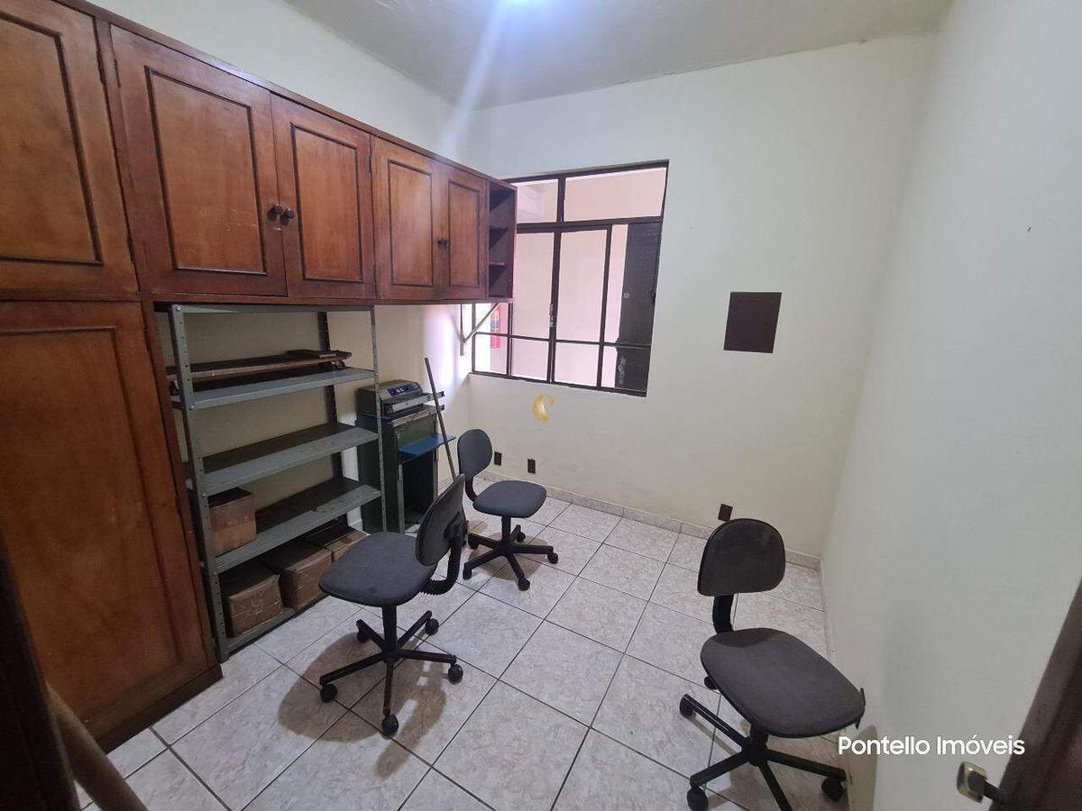 Prédio, Renascença, 8 Quartos, 2 Vagas