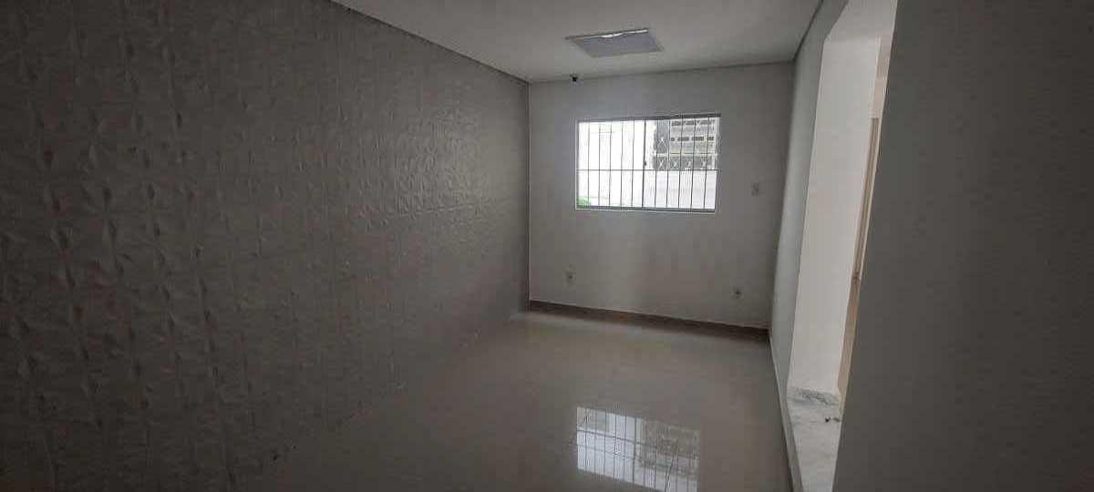 Casa Comercial, Prado, 1 Quarto, 0 Vaga