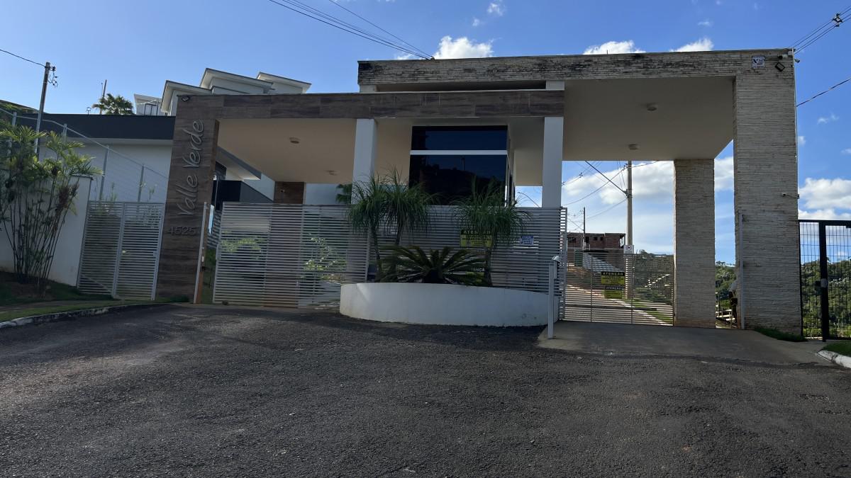 Lote, Centro, 0 Quarto, 0 Vaga