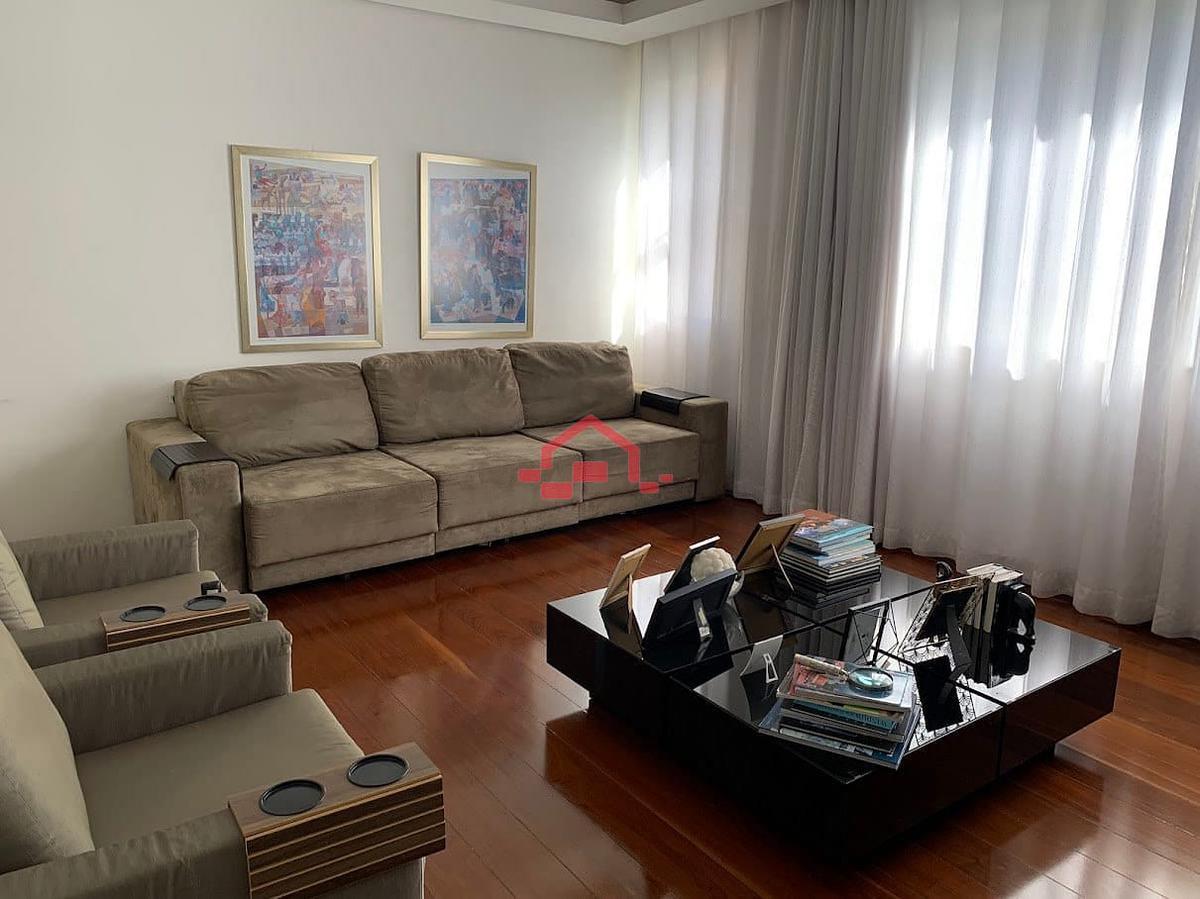 Apartamento, Funcionários, 4 Quartos, 2 Vagas, 1 Suíte
