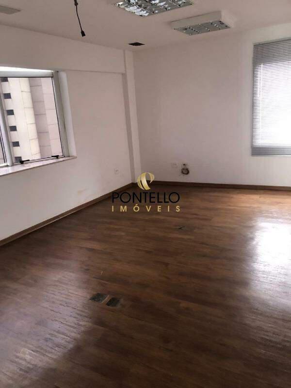 Sala, Estoril, 0 Quarto, 0 Vaga